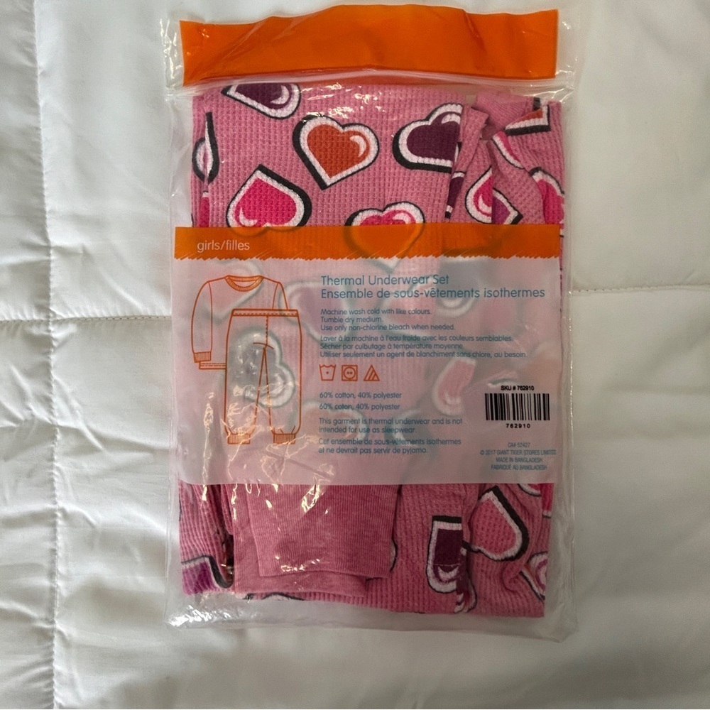 Girls Size 2 Thermal Waffle Knit 2 Piece pyjamas Valentines Spring - Picture 2 of 2